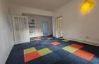 Casă 8 camere, curte generoasă