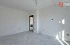 Duplex cu 4 camere despartit prin baie, Mosnita Veche