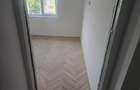 Decomandat cu 2 bai la etajul 2  renovat - 25
