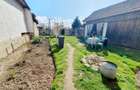 Casa+Teren aferent si Anexe, Str. Petresti - 15
