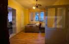 Casa de vanzare, cu 7 camere, 390 mp - Versatilă și Centrală!