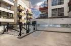 4 camere| semineu| piscina interioara | sauna | sala de sport| parcare - 29