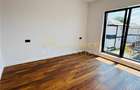 Casa individuală ,4 camere - 3 băi , teren 300 mp ! - 7