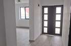 Casa cu 3 camere 80 mp, teren 650 mp, gazon, centru Holboca - 6