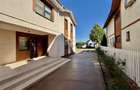 Casa/Vilă Str Vrancei - 13