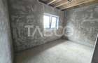 Casa tip duplex de vanzare 125 mpu predare la alb in Selimbar Sibiu - 6