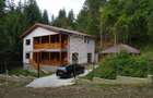 Pensiune Cabana 280mp-teren 1169 mp-foisor-200 m de Lac Colibita - 1