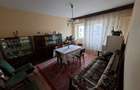 Apartament cu 4 camere, decomandat, etaj 2/4, zona Dacia - 1