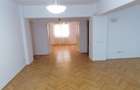 Închiriere Apartament 5 camere în Universitate - zona Ultracentrala - 2