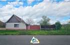 Casă cu 2 camere în stil tradițional, în Iratoșu - 2