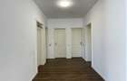 Apartament 4 camere, 2 balcoane, garaj și boxă pe str. Cometei - 6