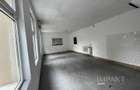 De închiriat spatiu , zona centrala 80 m2 - 2