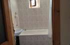 Apartament 4 camere, decomandat - 3