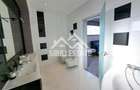 Casa cu 4 garaje, terase panoramice, teren mare - 10