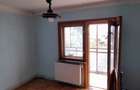 Vând apartament cu 3 camere, central - 7