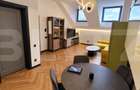 Apartament 3 Camere în Vilă zona Turnișor cu doua locuri de parcare - 2