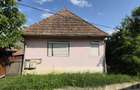 Casa de vanzare Lunca Tecii  teren 1116 mp - 1