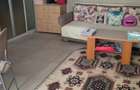 Apartament La Cheie cu 2 camere, zona Garii, parter cu balcon. - 1