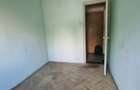 Proprietar vand apartament 3 camere etaj 1 semidecomandat zona Vlahuta 3 - 5