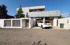 Casa individuala cu 4 camere. Teren 500 mp. Comision 0 - 1