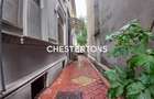 Casa cocheta renovata 2 camere, 2 bai, curte interioara, parc Carol - 4