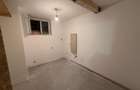 Casă de vanzare 6 camere 220 m² utili cu 376 M² teren la șosea - 15
