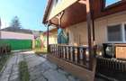 Două case în curte comună, 6 camere + 385 teren - zona semicentrală - 19