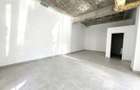 Spatiu Comercial/ 79 mp/ Metrou Berceni/ Stradal/ Vitrina