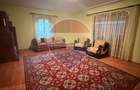 De vanzare Doua case , teren 7500 mp si anexe gospodaresti