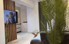 Inchiriez apartament cu 2 camere , Prima inchiriere