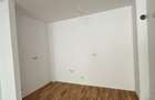 PROPIETAR apartament spatios 2 camere cu vedere deschisa catre piscina si Padure - 7