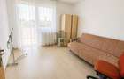 Apartament 3 camere de vânzare, Sector 4, 800 m metrou și balcon generos - 4