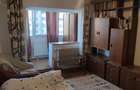Apartament cu 2 camere decomandat, etajul 3/4, zona Nicolina - 1