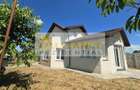 Casa individuala- 6 camere - 4 bai- 3 dressinguri-100m de autobuz - 5