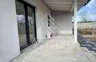 Duplex cu 4 camere, dressing si 3 bai. Toate utilitatile, la asfalt. - 24