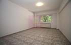 Apartament cu 3 camere de vânzare Decebal adiacent