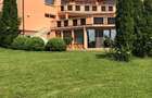 Casa vila cu teren de tenis și gradina  - 6