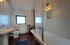 Casa cu piscina - Buftea - 8 camere - 4 bai - 620mp - 2500mp teren - 13