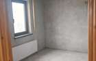 Casa solida, 4 dormitoare, 3 bai, 280 mp construiți, teren 1100 mp – Stupin - 9