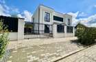 Duplex premium cu design modern | 113 mp util | 3 bai | zid dublu | Mosnita Noua - 2