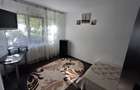 Proprietar vând apartament 2 camere, semidecomandat, confort 1, parter cu balcon - 2