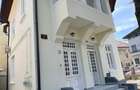 Vilă renovată potrivită pentru rezidență sau birouri - 2