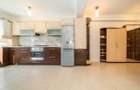 Apartament 3 camere, etajul 3, str Uzinei - la 10 min de Centru - 2