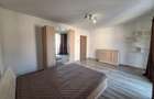 Apartament cu o camera decomandat, balcon, zona Florilor - 1