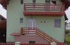 Casă Livezeni 815 mp teren, foișor cu grătar zidit, pivniță compartimentată,  - 1
