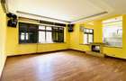 VANZARE VILA 8 CAMERE 652 mp teren zona Sisesti Sector 1 - 19