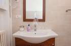 Apartament la casa cu 4 camere, 2 bai, zona Centrala - 12
