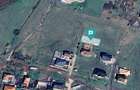 Loc de casa de 512mp în Livada