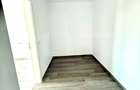 Apartament cu 2 camere decomandat, etaj 10/10 - Tractorul - 11