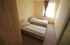 Casa 4 camere,4 bai,1 bucatarie,1 living,120 mp,500mp teren - 8